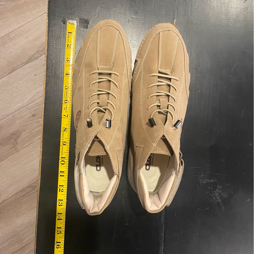 Tan Boots Minimalist Design